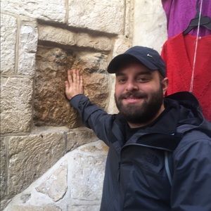 Meet your Posher, Chris